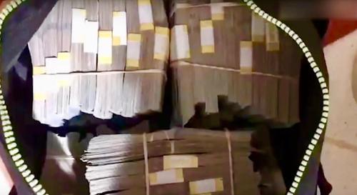 Problem About Storage Money Man Purchased A Storage Unit For 500 $ And Found $7.5 Million Inside