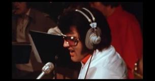 Das Internet wird zu Tränen gerührt, nachdem seltene Aufnahmen von Elvis' emotionalem Liebeslied entdeckt wurden