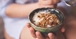 10 Simple, Guilt-Free Breakfast Meals With 5 Ingredients or Less