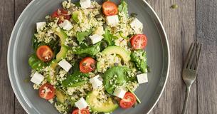 Diesen Salat wirst Du beim Grillen lieben
