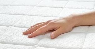 Säubere Deine Matratze mit einfachen zwei Dingen