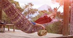 Here's Why Afternoon Naps Are Actually A Sign Of Health, Not Laziness