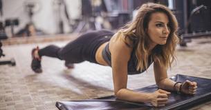 7 Amazing Benefits Of Doing Planks Every Day