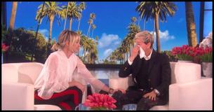 Ellen barst in tranen uit nadat haar vrouw haar een geweldig verjaardagscadeau geeft