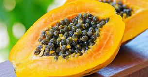 8 Incredible Ways Papaya Seeds Can Benefit Your Liver, Kidney, And Guts