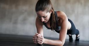 In 4 Wochen zur Strandfigur: Die Plank-Challenge