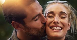 Diese 10 Dinge tun Männer nur für die richtige Liebe
