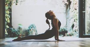 Kann man mit Yoga abnehmen? 5 effektive Übungen