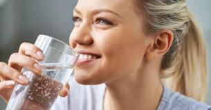 5 gute Gründe, warum du warmes Wasser trinken solltest