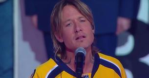 Keith Urban canta el himno nacional de los Estados Unidos por primera vez y deja sin palabras a la audiencia