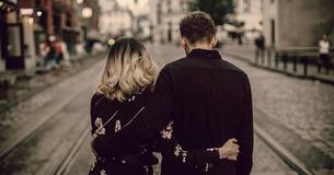 15 Punkte, die nur selbstbewusste Frauen in einer Beziehung wissen