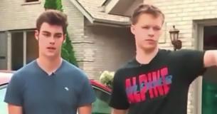 Des adolescents tombe sur un lieu d'accident dans lequel une mère enceinte est morte ; ils entendent des pleurs à l'intérieur de l'épave et savent que son bébé est lui encore en vie