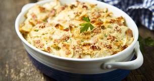 Hähnchenauflauf mit Reis und Zwiebeln