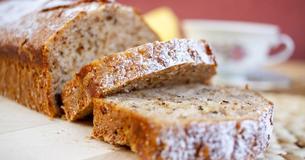 Saftiger Bananenkuchen mit Schokoladen-Flocken