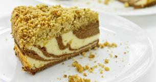 Mit einer Füllung zum Verlieben: Marmorierter Pudding-Käsekuchen