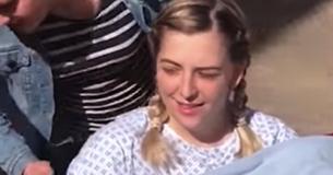 23-jarige waarschuwt iedereen wanneer kraken van nek haar met een beroerte in het ziekenhuis doet belanden
