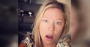 Woman’s Cat Hates Her Singing And Has Hilarious Way Of Making Her Stop.