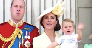 Trooping The Color: Prins Louis Hälsar På Massorna Med Sitt Första Kungliga Engagemang