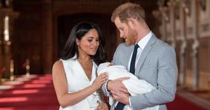 Prinz Harry hat gerade ein verschmustes neues Foto von Archie geteilt, als er seinen ersten Vatertag feierte