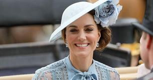 Kate Middleton droeg een tijdloze blauwe Elie Saab jurk op dag 1 van de Royal Ascot