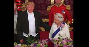 Trump plaatst bij het staatsbanket hand op de rug van koningin Elizabeth en zorgt voor een heftig debat over het koninklijk protocol