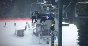 Des héros de 13 ans voient un garçon se balancer d'un téléski et imaginent un plan génial pour le sauver