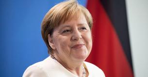 Bundekanzlerin Angela Merkel feiert ihren 65. Geburtstag