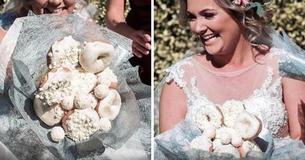 Une mariée australienne descend l'allée avec un bouquet fait de beignets