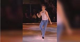 Patinador sobre hielo que se parece a Kevin Bacon salta al hielo para llevar a cabo la coreografía de "Footloose"
