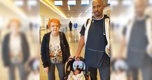 Un papa se voit refuser l'embarquement d'un avion avec son nouveau-né par la compagnie aérienne