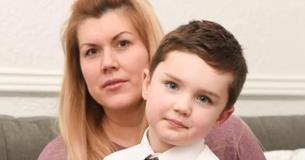 Une mère reçoit une lettre de l'infirmière scolaire lui disant que son fils est en surpoids et contre-attaque 