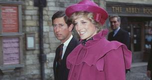 La réaction du prince Charles à l'annonce de l'accident de voiture de la princesse Diana rapportée dans un livre en 2005 
