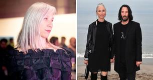 Alexandra Grant, la petite-amie de Keanu Reeves, a révélé qu'elle refuse de teindre ses cheveux gris en raison des risques élevés de cancer du sein