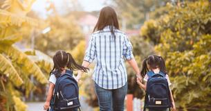 Des parents priés de ne plus déposer leurs enfants à l'école en pyjama