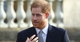 Le prince Harry fait sa première apparition publique depuis l'annonce de sa démission en étant membre de premier plan au sein de la famille royale