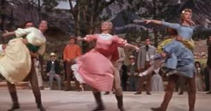 La danse iconique du film "Les Sept Femmes de Barbe-Rousse" a une histoire intéressante