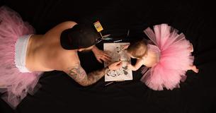 Vader-dochter-fotoshoot doorbreekt genderstereotypen