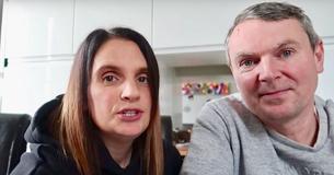 Une mère de 44 ans qui attend son 22ème enfant après que son mari ait inversé sa vasectomie