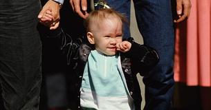 30 ans après que le bébé Jessica soit tombé dans un puits en 1987, elle intervient pour parler de sa vie d'adulte