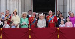 La Reine Elizabeth célèbre son 94ème anniversaire par appel vidéo avec les membres de sa famille Royale