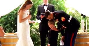 Un garçon de 4 ans ne peut pas se retenir de pleurer quand sa belle-mère lui lit ses vœux au mariage