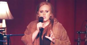Adele donne des frissons au public avec une performance remarquable de "Someone Like You"