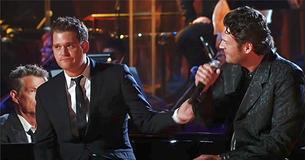 Michael Bublé die samen met Blake Shelton 'Home' zingt, ontroert bijna tot tranen