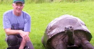 Jonathan Is A Tortoise So Aged He's Already Lived Through Three Centuries