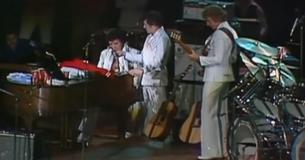 La dernière représentation d'Elvis était jusqu'à présent assez inédite : Découvrez son enregistrement