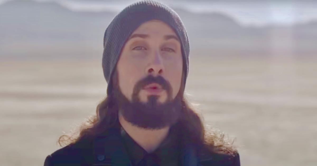 Penython Music Singer Pentatonix Performs A Stunning Version Of 'Hallelujah'