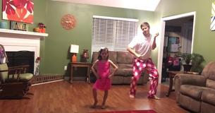 Justin Timberlake fan de la danse d'un père et sa fille sur l'une de ses chansons