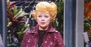Vous allez adorer voir Lucille Ball surprise par son fils dans le Tonight Show de Carson