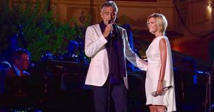 Andrea Bocelli pakt hand Helene Fischer voor  goddelijk duet