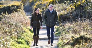 Le prince William révèle que son épouse Kate et lui trouvent du réconfort dans des "actes de bonté" en pleine période de confinement